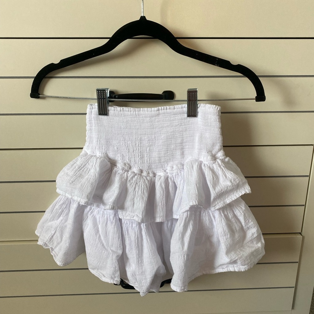 White mini ruffle skirt